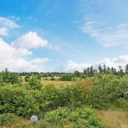 Thorben - 3-5km From The Sea By Interhome *