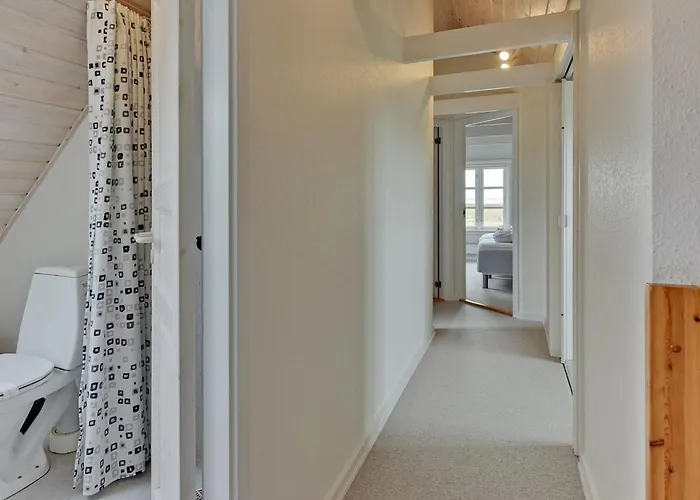 Thorben - 3-5km From The Sea By Interhome